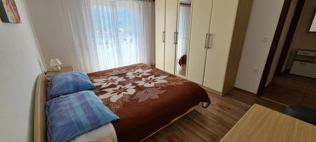 Apartments Jele Baška Exterior foto